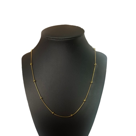 Jewelry - Elegant Gold Beaded Necklace